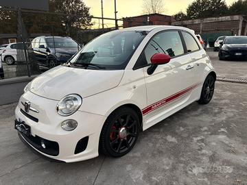 Abarth 500 1.4 Turbo T-Jet Custom