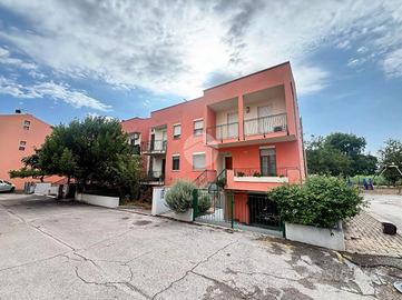 4 LOCALI A FANO