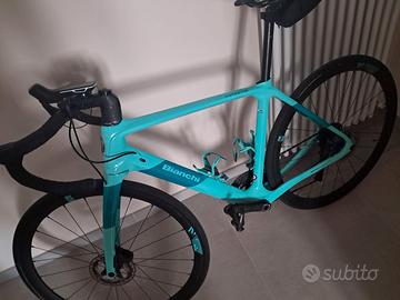 Bianchi infinito tempo 53 anno giugno 2023