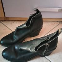 GUESS N.41 DR MARTIN N.42