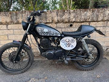 Moto Yamaha caffè race