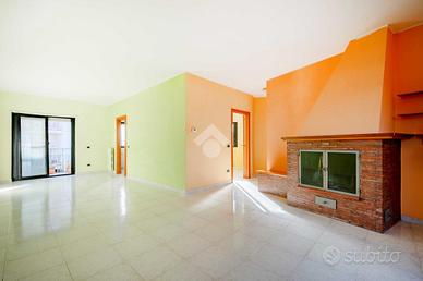 5 LOCALI A CASSANO DELLE MURGE