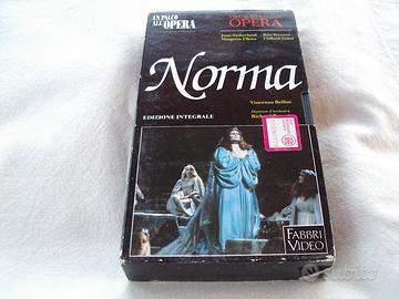 VHS - Norma Vincenzo Bellini - Un palco all'opera