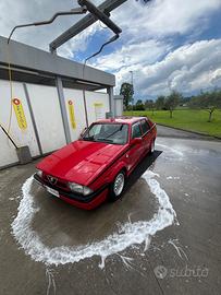 Alfa romeo 75 - 1989