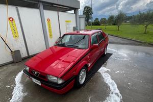 Alfa romeo 75 - 1989