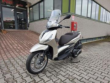 Piaggio Beverly 400