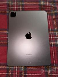 iPad pro 11’’ 2022 256GB con magic keyboard