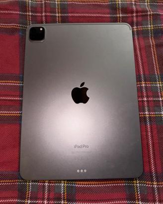 iPad pro 11’’ 2022 256GB con magic keyboard