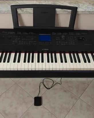 Pianoforte Yamaha dgx 650