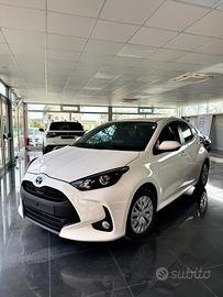 Toyota Yaris 1.5 Hybrid 5 porte Business