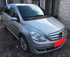 MERCEDES Classe B (W247) - 2009