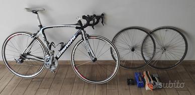BIANCHI INFINITO C2C DEL 2012  + 2 RUOTE