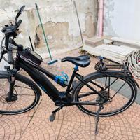 BICI CUBE ELETTRICA