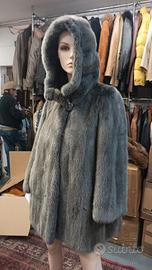 Visone Grigio Fumo con Cappuccio