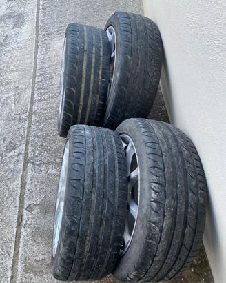 Cerchi in lega, buoni, non ovalizzati con gomme