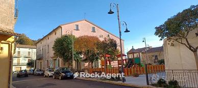 TRILOCALE IN VIA TRIESTE E TRENTO