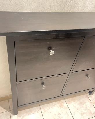 Scarpiera nera