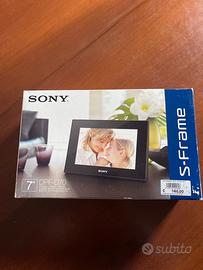 Cornice sigitale Sony 7”