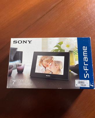 Cornice sigitale Sony 7”