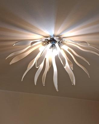 lampadario modello corallo con petali in vetro