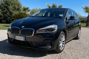 BMW 225xe IBRIDA PLUG-IN