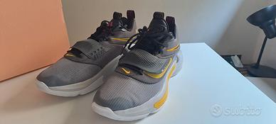 Nike Air Freak 3 44 23 nba basket jordan lebron kd