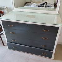 Cassettiera con specchio shabby chic 