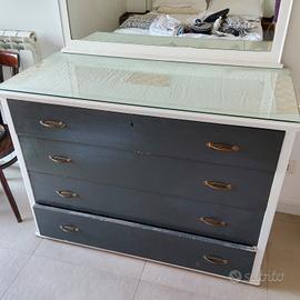 Cassettiera con specchio shabby chic 