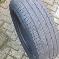 Michelin outside 215/60 R17  usate