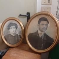 Coppia grandi immagini d'epoca cornici ovali.