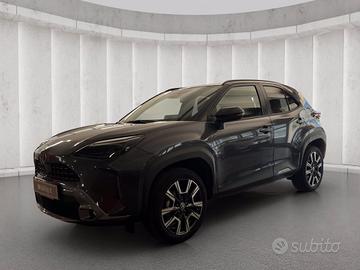 TOYOTA Yaris Cross 1.5h Lounge fwd 130cv e-cvt