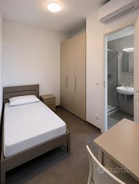 SINGOLA con BAGNO PRIVATO / TUSCOLANA