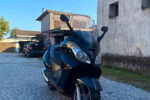 aprilia atlantic 200cc 
