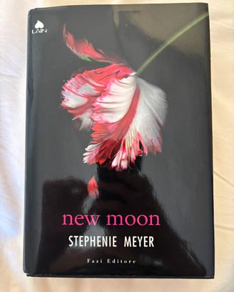 New Moon - Stephenie Meyer