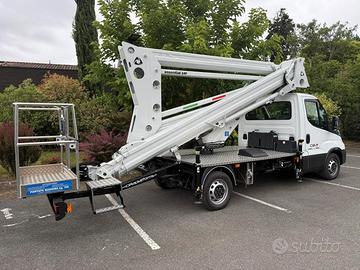 CELA Essential 20P - Piattaforma Aerea Autocarrata