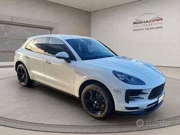 PORSCHE Macan 2.0