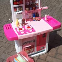 Cucina gioco per bambina