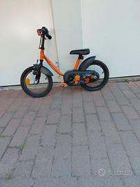 Bicicletta   più monopattino con luci VENDUTO