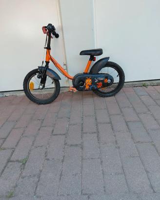 Bicicletta   più monopattino con luci VENDUTO