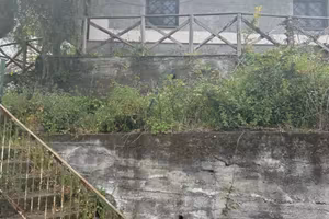 Casetta panoramica con terreno a Milo