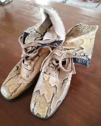 vintage stivaletti pitone