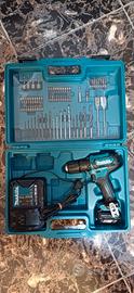 Trapano avitatore Makita con accesorii