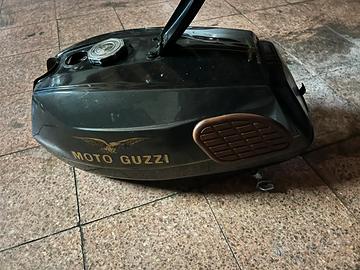 Serbatoio Moto Guzzi v 35 v 50