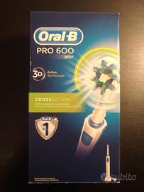 Oral B pro 600 3D Crossaction bianco - spazzolino 