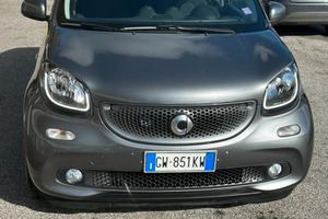 Smart FourFour  pari al muovo