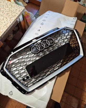 AUDI A3 S3 CALANDRA ANTERIORE