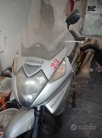 Honda silver wing 400