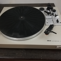 Piatto AKAI AP 821