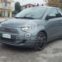 FIAT 500e Berlina 42 kWh La Prima