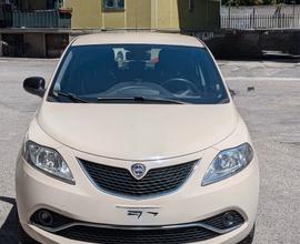 Lancia Ypsilon Gold 2015 -80.000km- Benzina